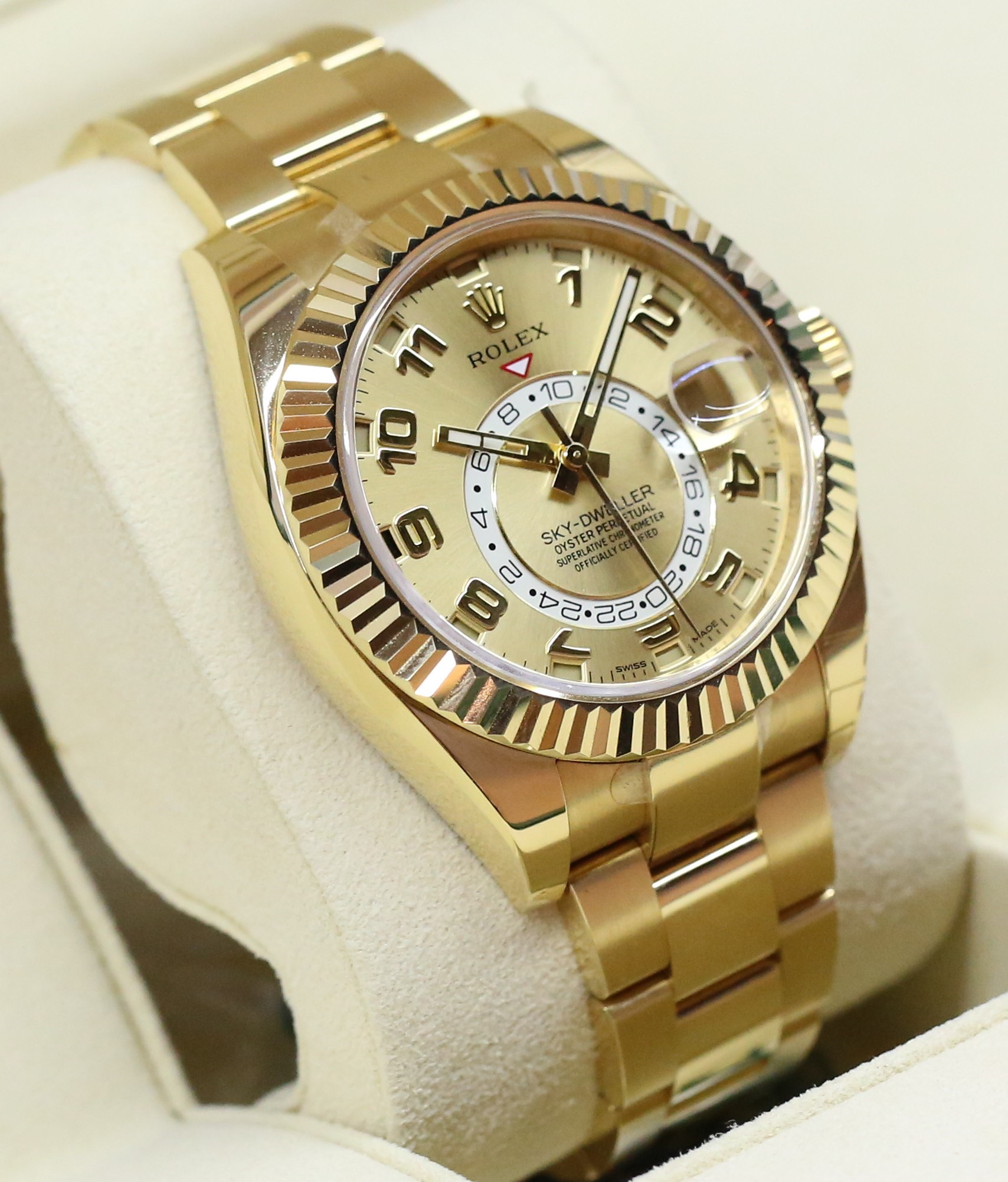 Rolex Skydweller in 18ct Yellow Gold on 18ct Yellow Gold Rolex Oyster ...