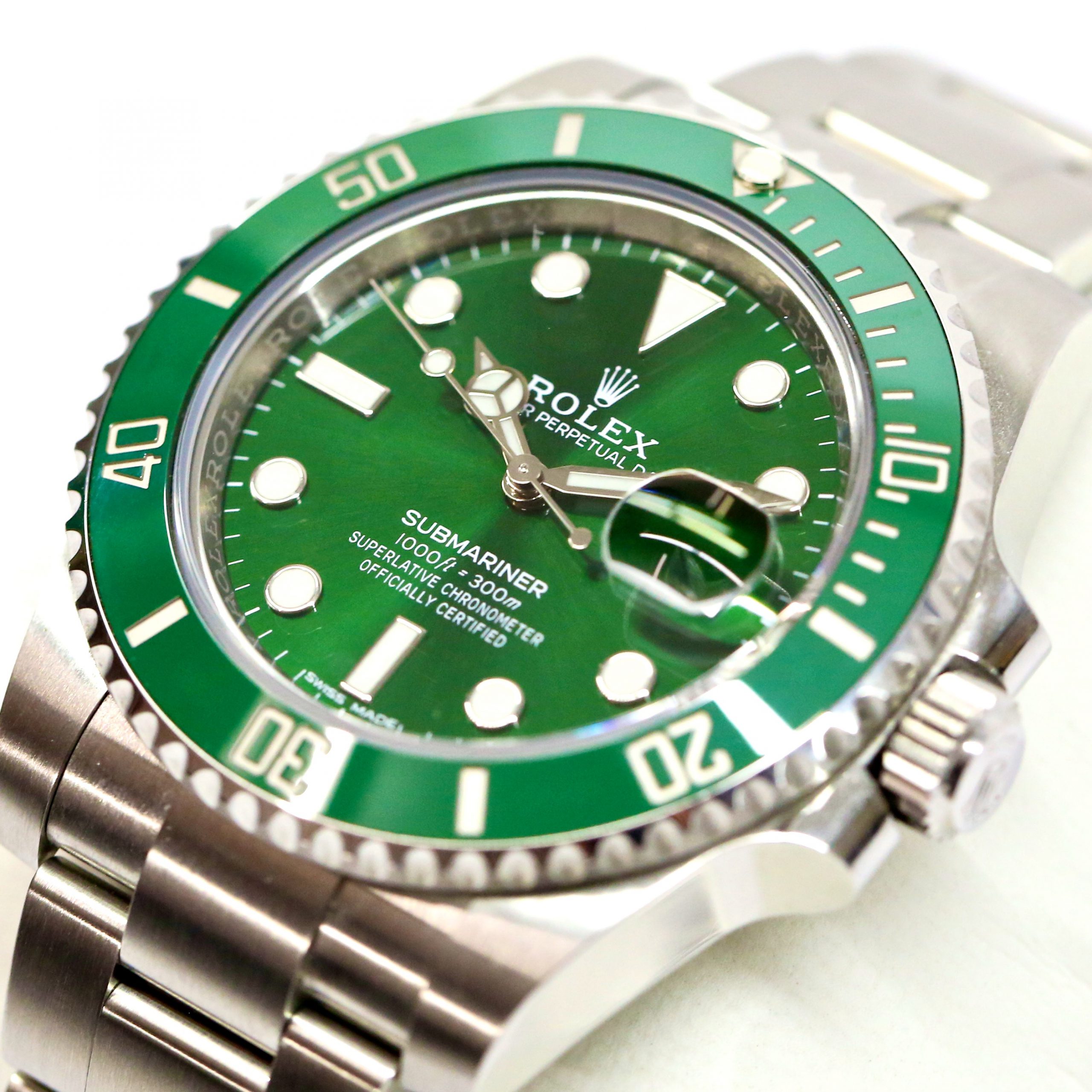 Rolex Submariner Date Hulk (green bezel & dial) case ref 116610LV 2019 ...